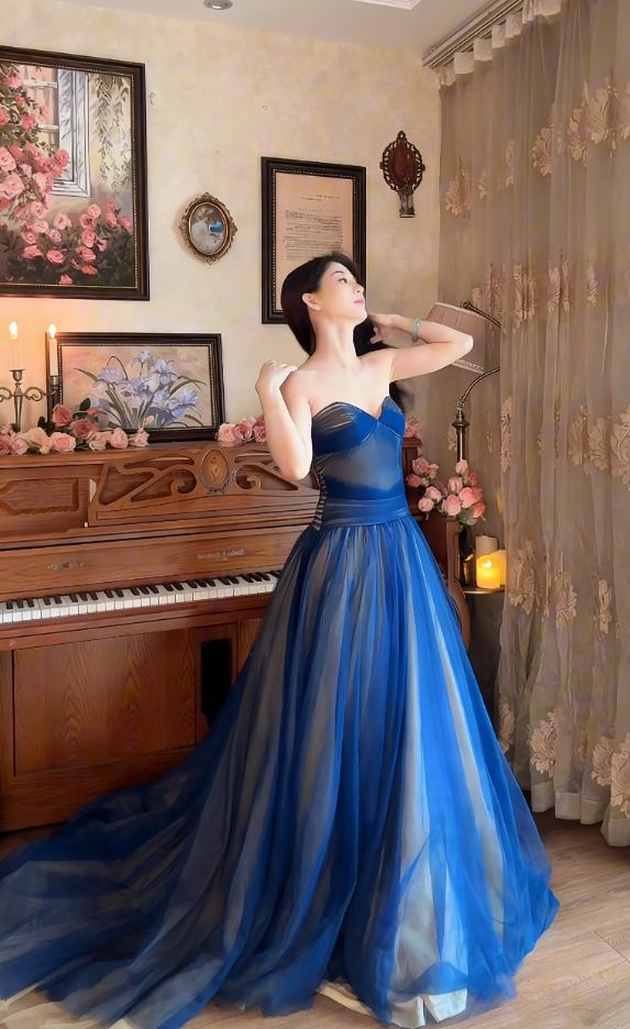 Jolie robe de bal en tulle à décolleté en cœur et longues couches rouges pour les robes de bal Sweet 16 C3210