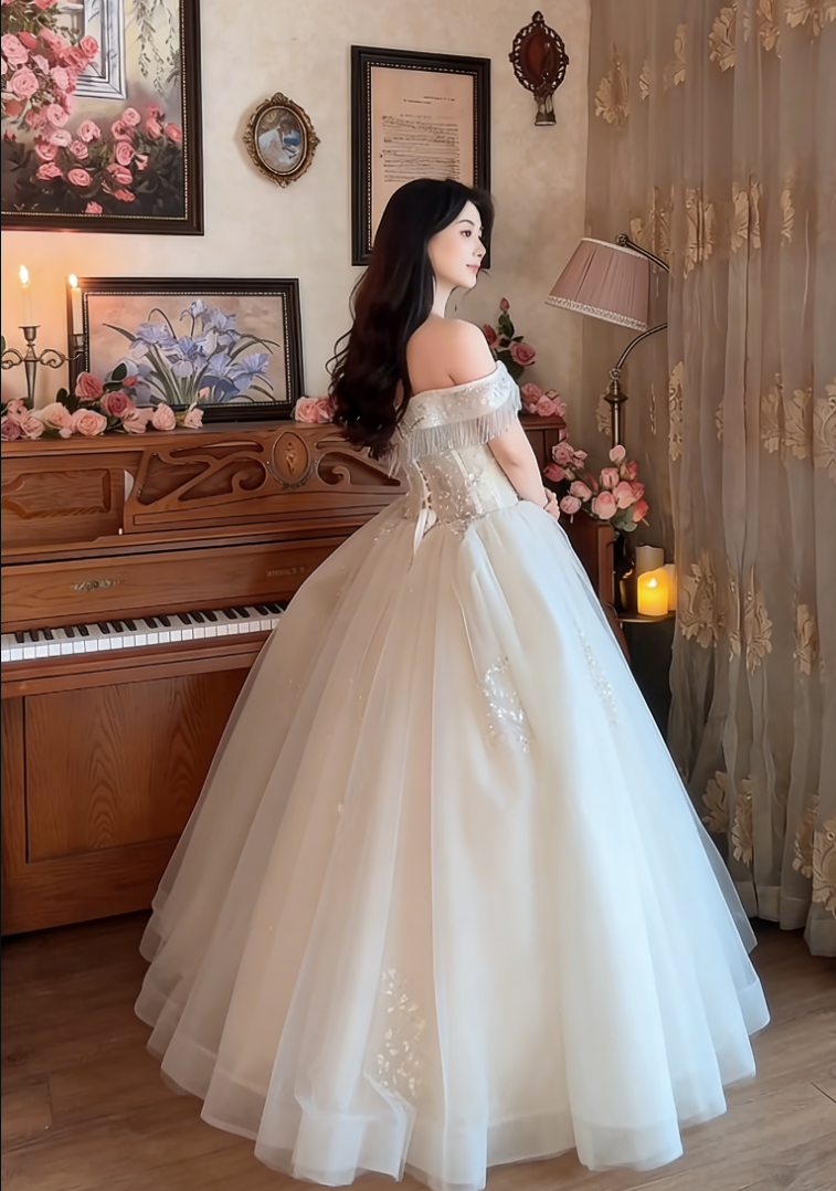 Superbe robe de mariée longue en tulle à sequins et décolleté en cœur C4041