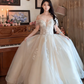 Superbe robe de mariée longue en tulle à sequins et décolleté en cœur C4041