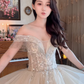 Superbe robe de mariée longue en tulle à sequins et décolleté en cœur C4041