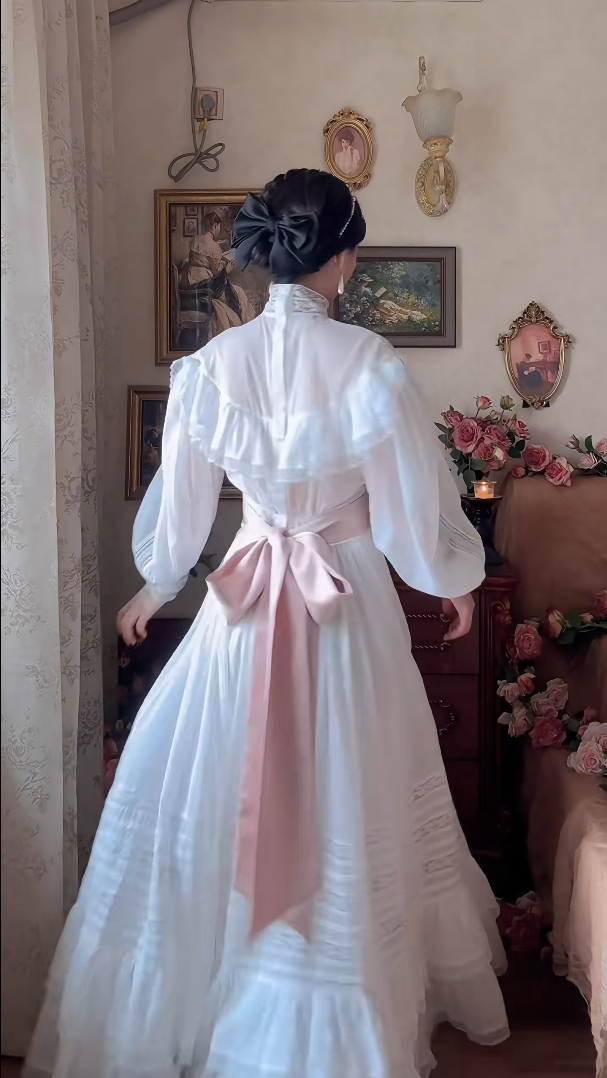 Ornate Long Sleeve White Prom Dress Lace A-Line Evening Dress C8157
