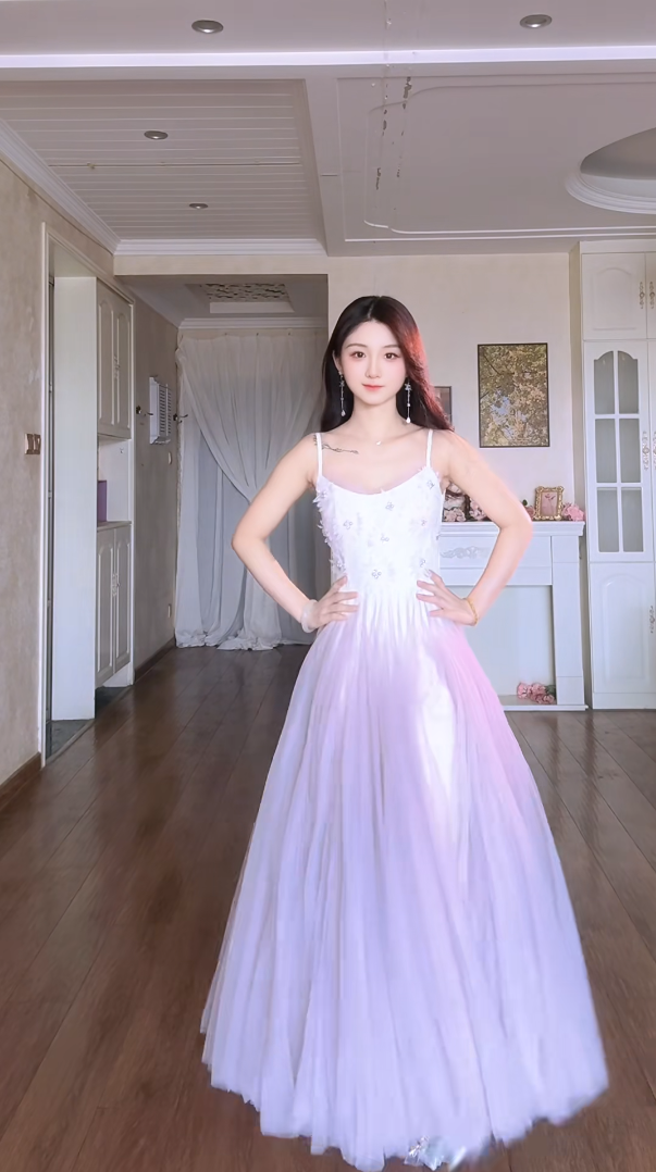 Robe de bal de princesse bustier à volants en satin long, robe de soirée C8117