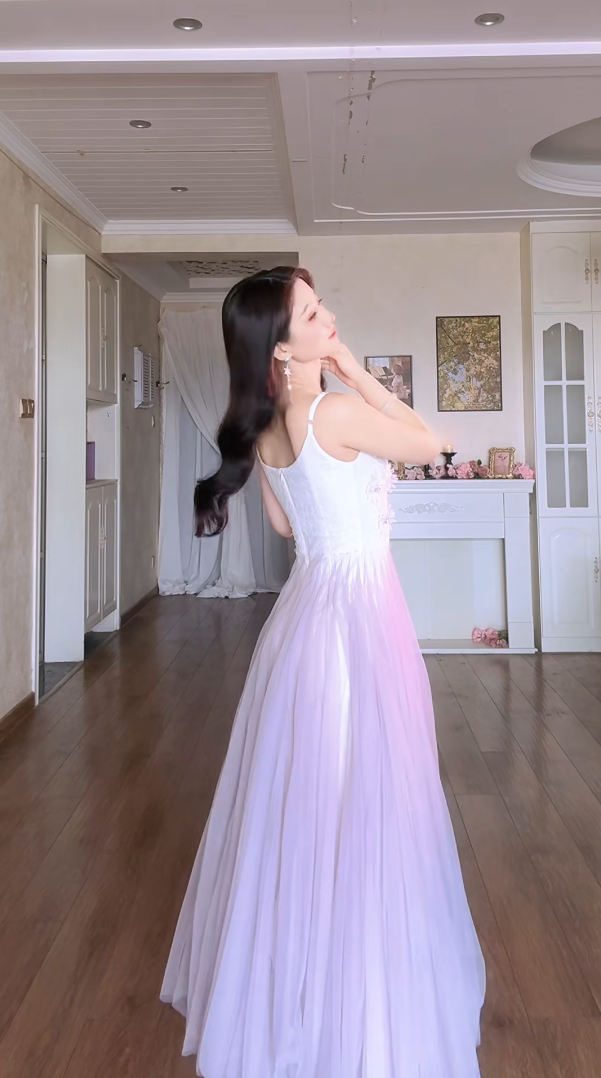 Robe de bal de princesse bustier à volants en satin long, robe de soirée C8117