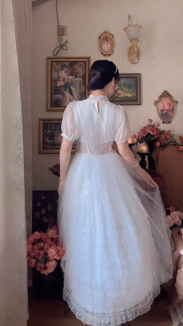 Chic A-Line White Prom Dress Lace Tulle Short Sleeve Evening Dress C8167