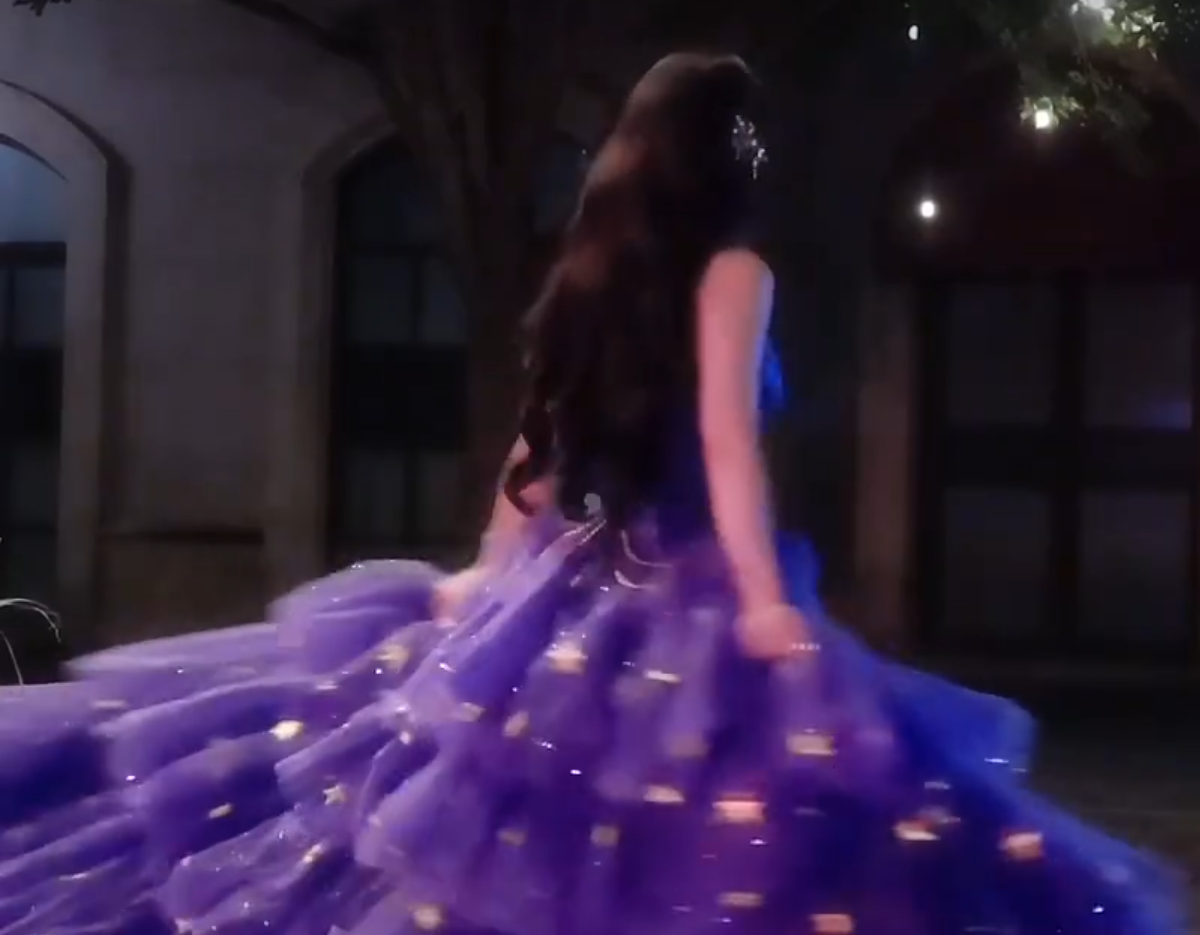 Jolie robe de bal en tulle à décolleté en cœur et longues couches rouges pour les robes de bal Sweet 16 C3210