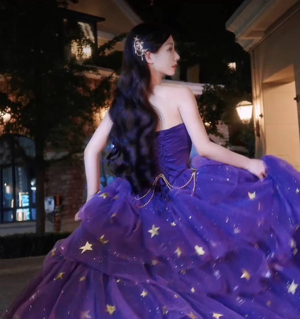 Jolie robe de bal en tulle à décolleté en cœur et longues couches rouges pour les robes de bal Sweet 16 C3210