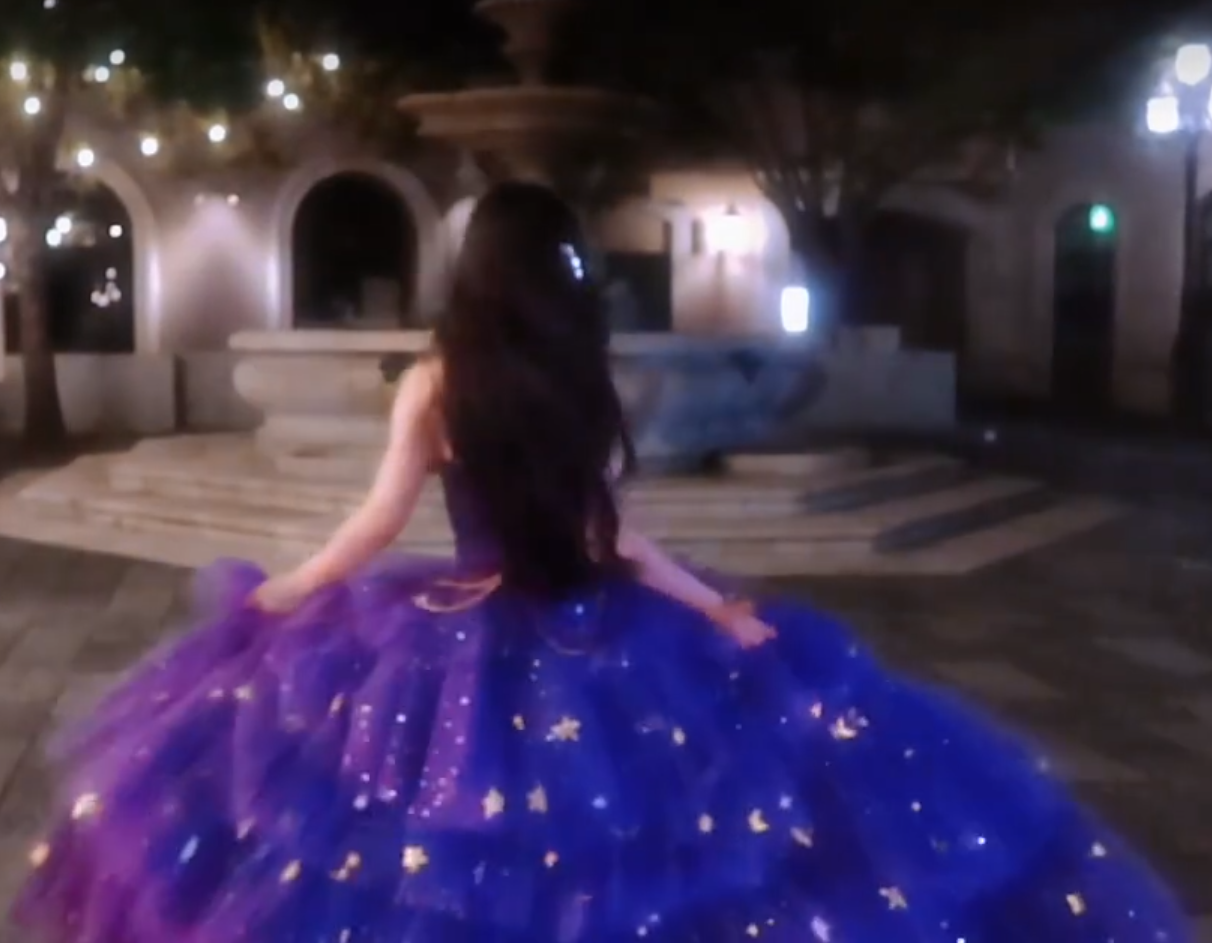 Jolie robe de bal en tulle à décolleté en cœur et longues couches rouges pour les robes de bal Sweet 16 C3210