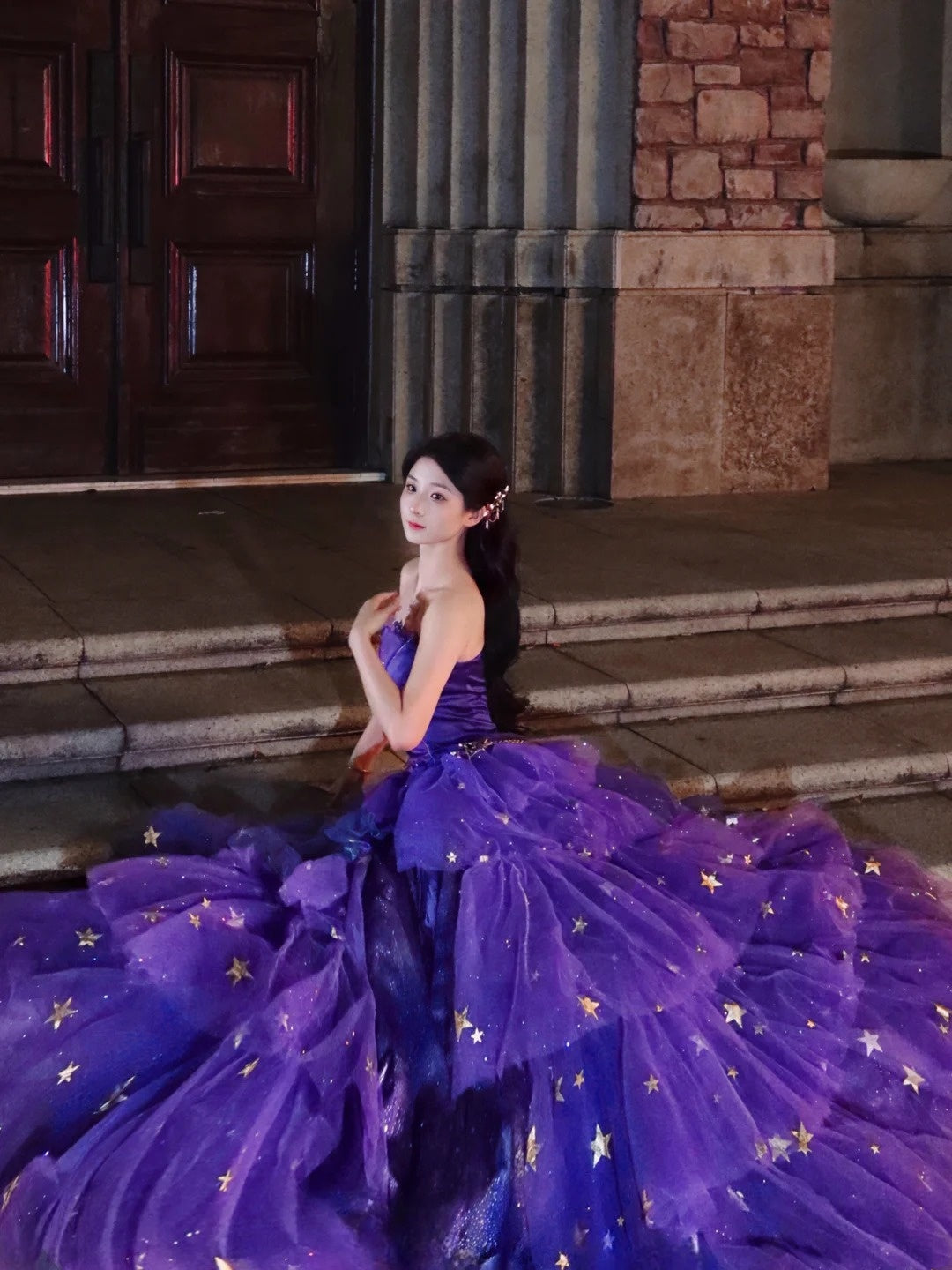 Jolie robe de bal en tulle à décolleté en cœur et longues couches rouges pour les robes de bal Sweet 16 C3210