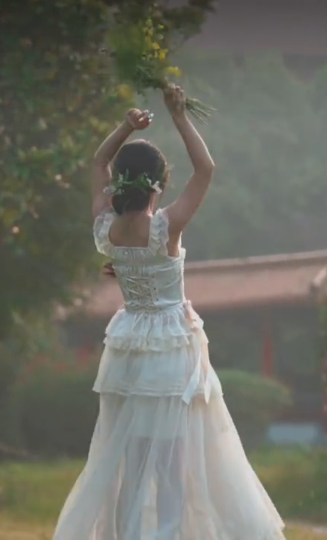 Robe de bal de princesse bustier à volants en satin long, robe de soirée C8117