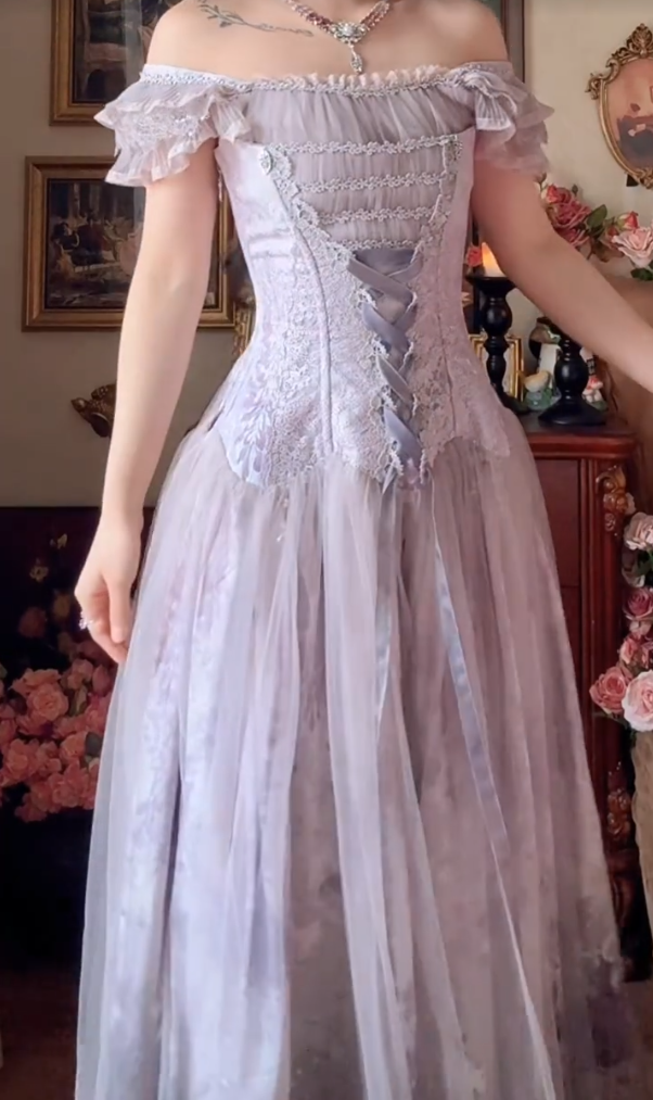 Robe de bal de princesse bustier à volants en satin long, robe de soirée C8117