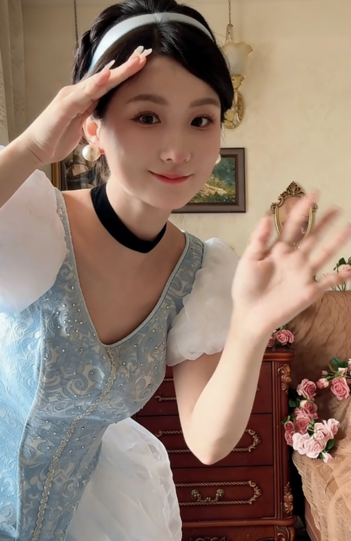 Robe de bal de princesse bustier à volants en satin long, robe de soirée C8117
