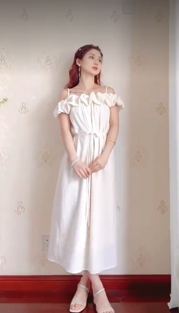 Robe de bal de princesse bustier à volants en satin long, robe de soirée C8117