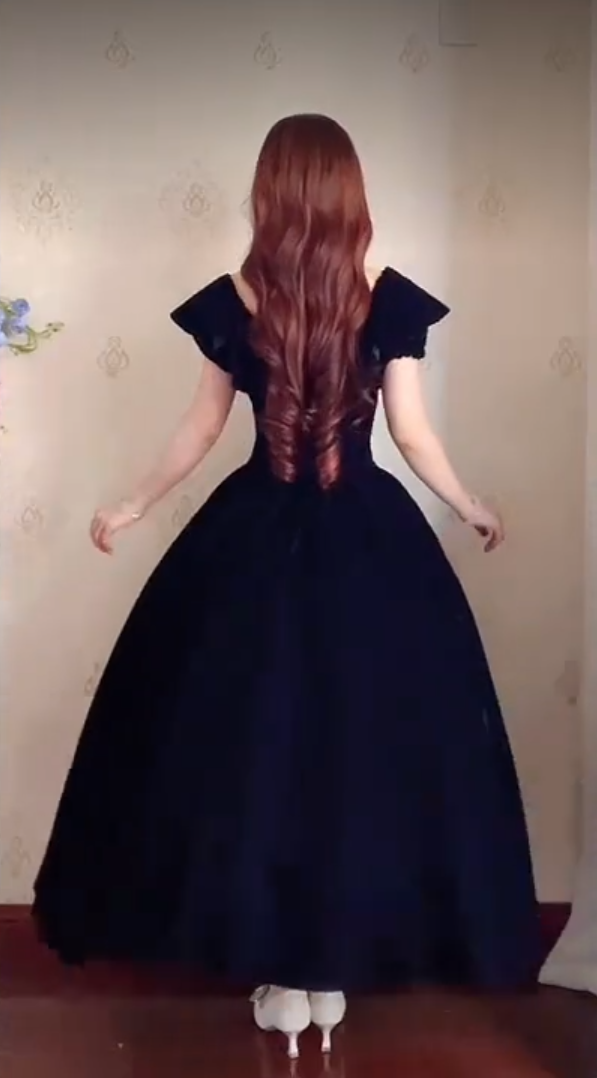 Robe de bal de princesse bustier à volants en satin long, robe de soirée C8117