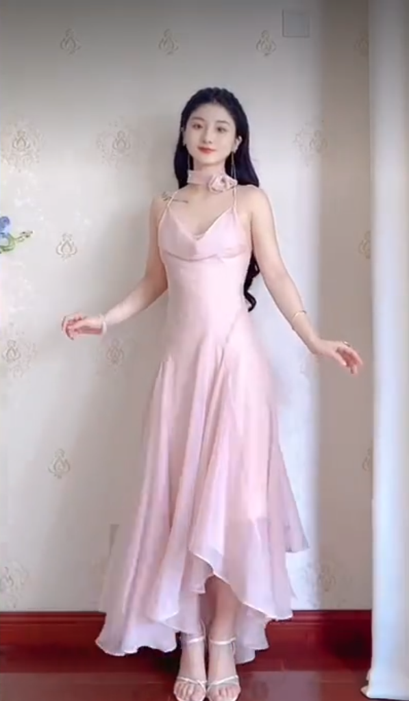 Robe de bal de princesse bustier à volants en satin long, robe de soirée C8117