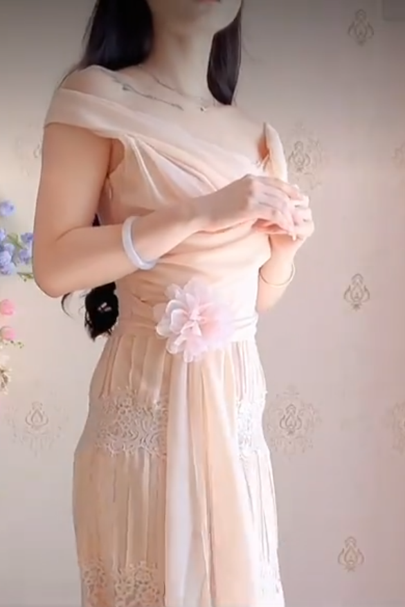 Robe de bal de princesse bustier à volants en satin long, robe de soirée C8117