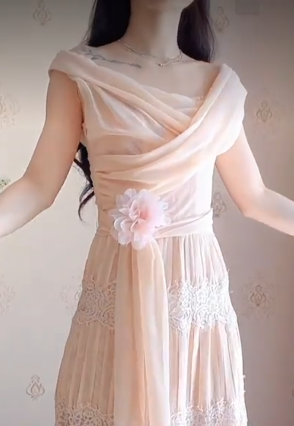 Robe de bal de princesse bustier à volants en satin long, robe de soirée C8117