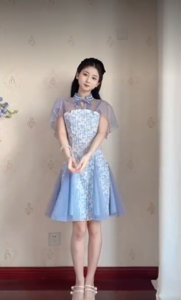 Mini robe de soirée en satin, sans bretelles, sans manches, ligne a, simple, C899