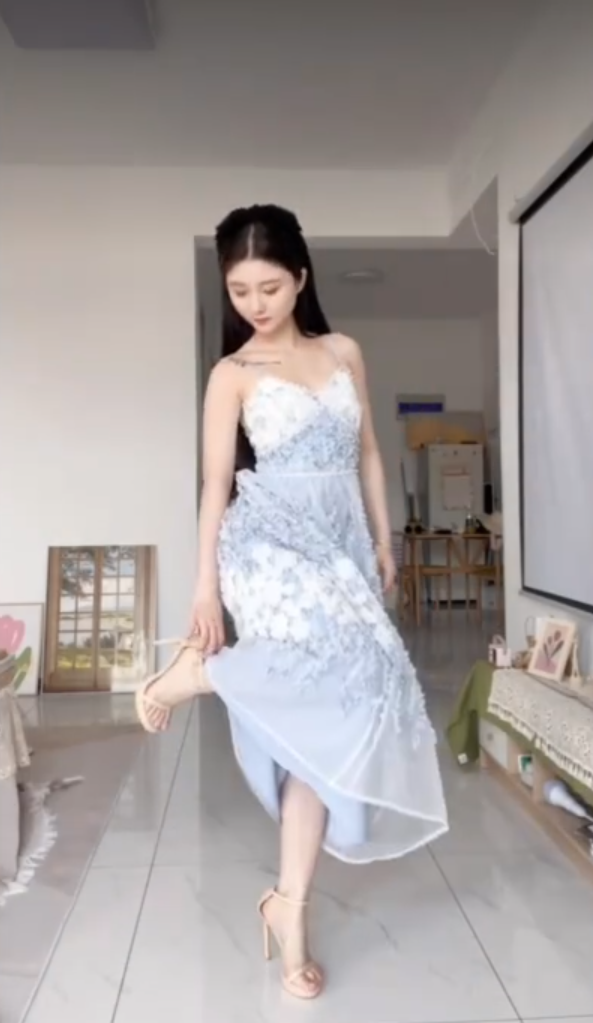 Ethereal Light Blue Spaghetti Straps Prom Dress Lace Floral A-Line Evening Dress C8247