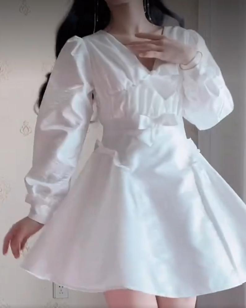Uique V Neck White Homecoming Dress Long Sleeve Bows A-Line Birthday Dress C8248
