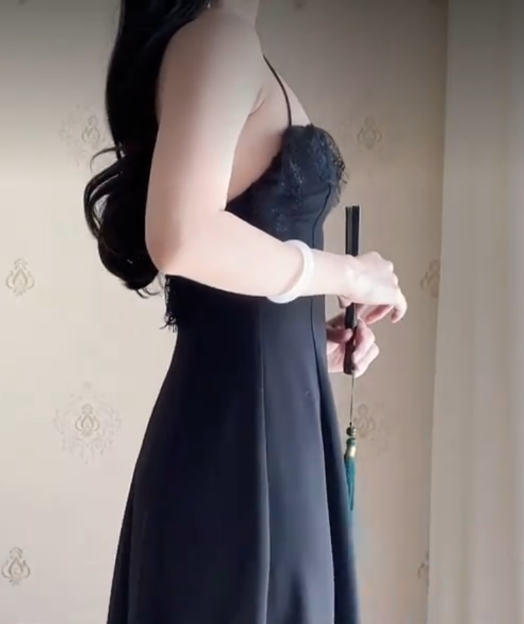 Robe de bal de princesse bustier à volants en satin long, robe de soirée C8117