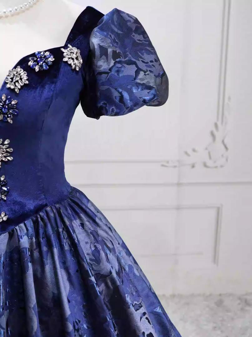 Elegant Short Sleeve Blue Ball Gown Beaded Sweet 16 Dresses C8255