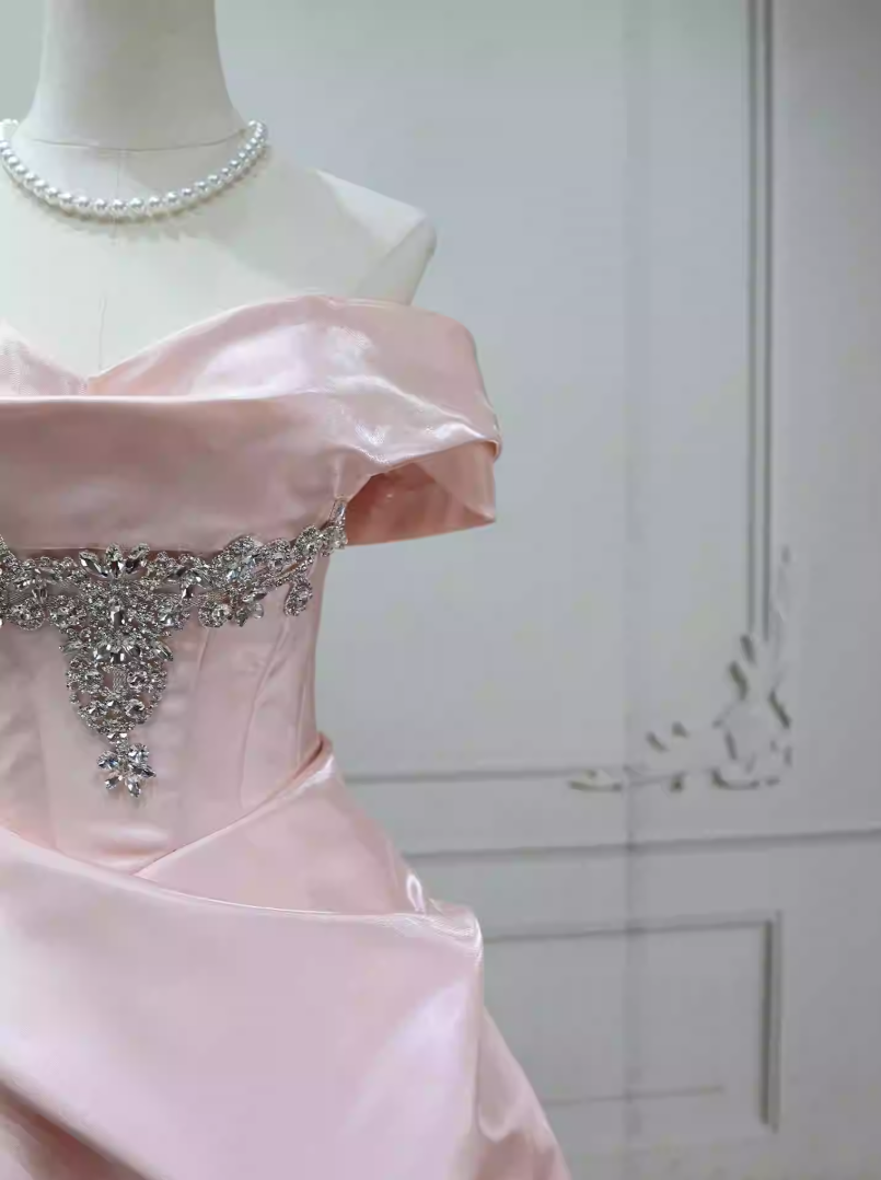 Jolie robe de bal en tulle à décolleté en cœur et longues couches rouges pour les robes de bal Sweet 16 C3210