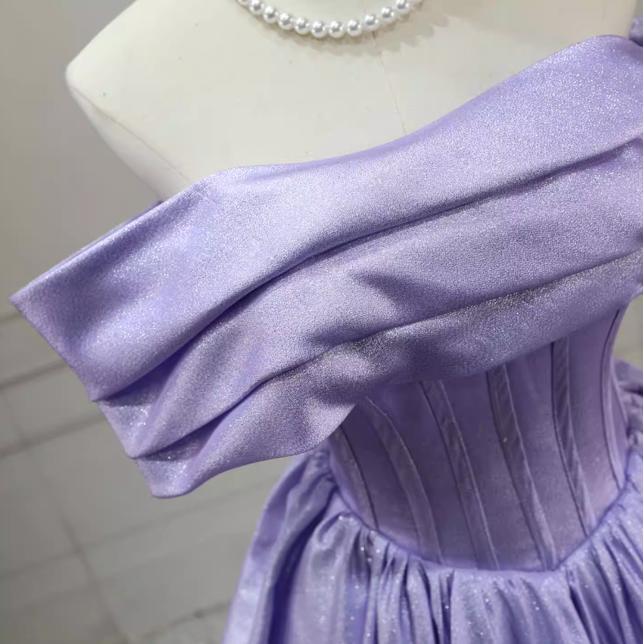 Jolie robe de bal en tulle à décolleté en cœur et longues couches rouges pour les robes de bal Sweet 16 C3210