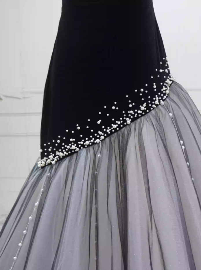 Robe de bal de princesse bustier à volants en satin long, robe de soirée C8117