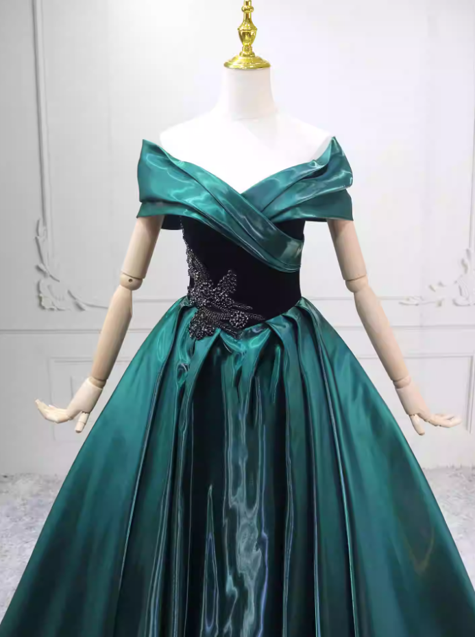 Jolie robe de bal en tulle à décolleté en cœur et longues couches rouges pour les robes de bal Sweet 16 C3210