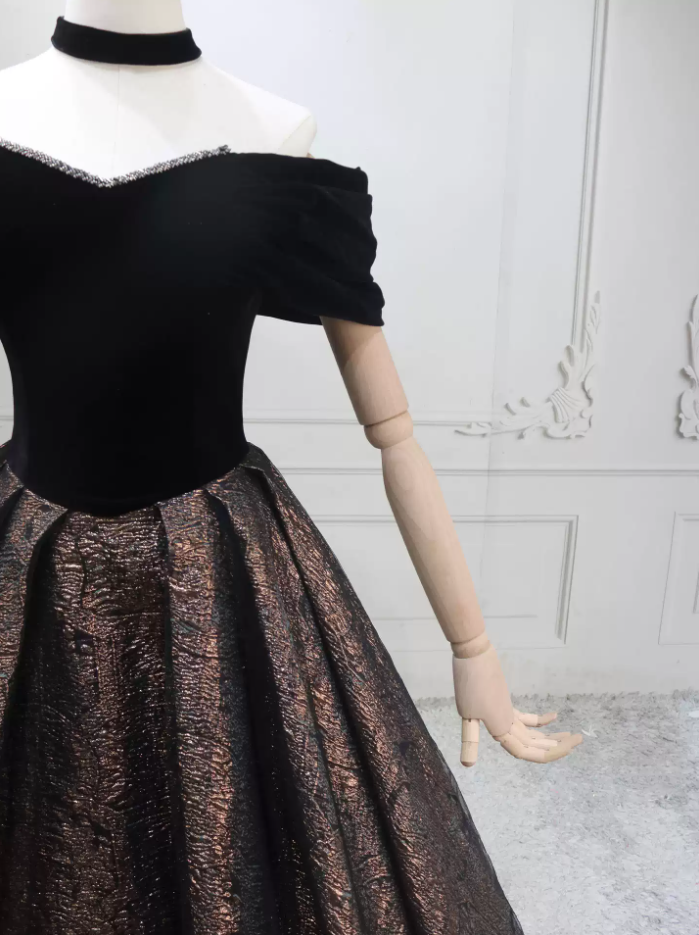 Jolie robe de bal en tulle à décolleté en cœur et longues couches rouges pour les robes de bal Sweet 16 C3210