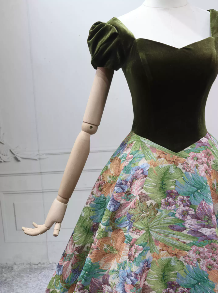 Fashion Dark Green Short Sleeve Ball Gown Short Sleeve Floral Sweet 16 Dresses C8291