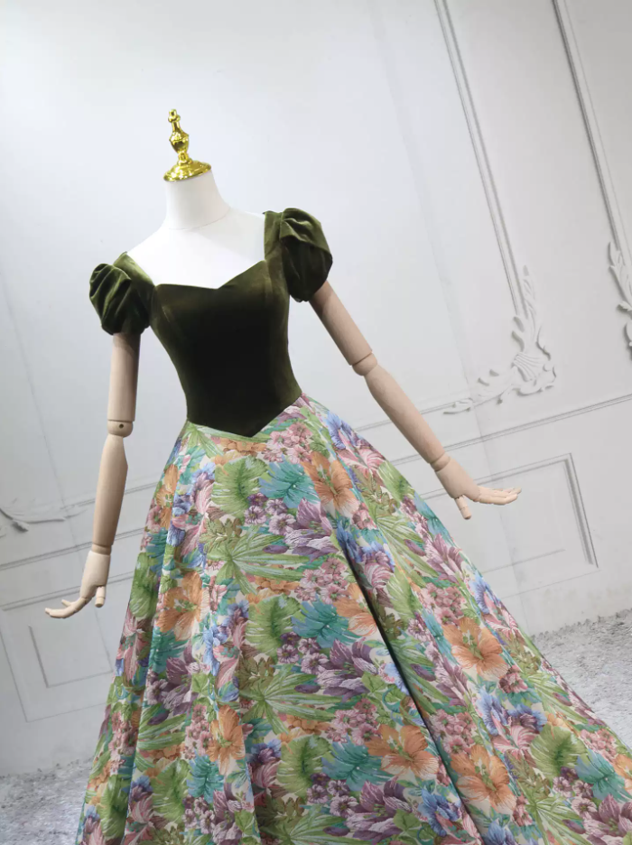 Fashion Dark Green Short Sleeve Ball Gown Short Sleeve Floral Sweet 16 Dresses C8291