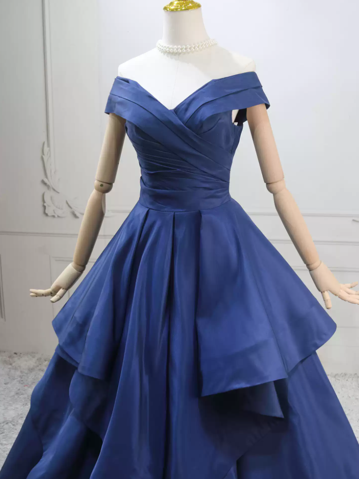 Jolie robe de bal en tulle à décolleté en cœur et longues couches rouges pour les robes de bal Sweet 16 C3210
