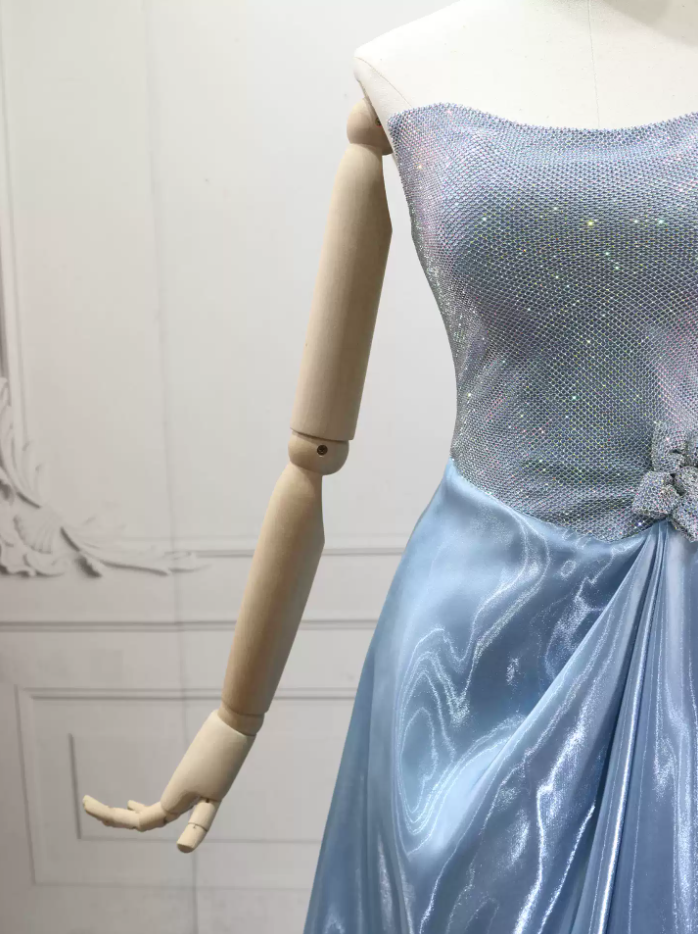 Jolie robe de bal en tulle à décolleté en cœur et longues couches rouges pour les robes de bal Sweet 16 C3210