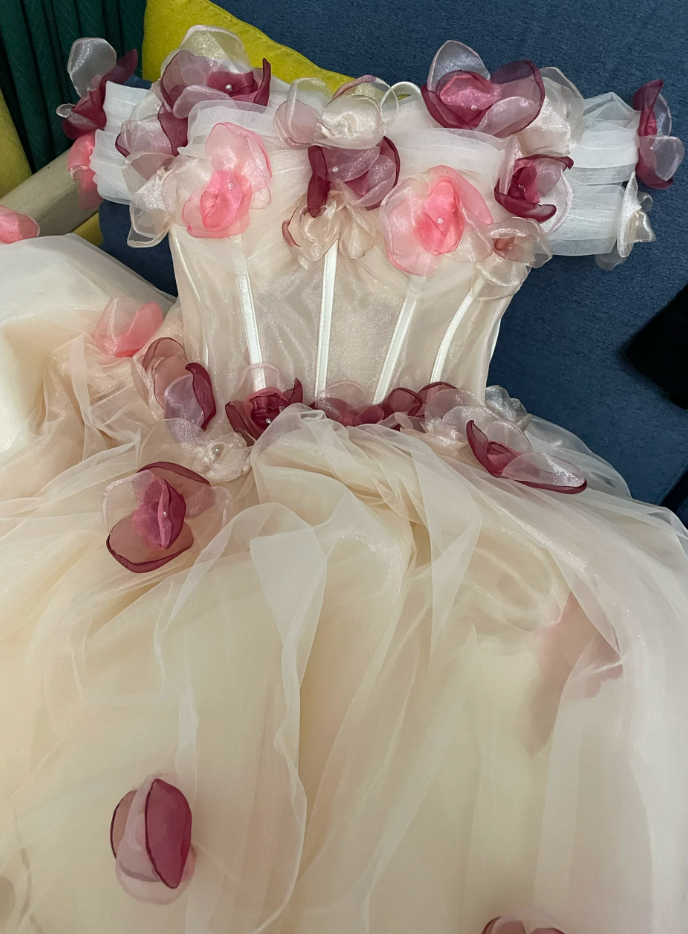 Jolie robe de bal en tulle à décolleté en cœur et longues couches rouges pour les robes de bal Sweet 16 C3210