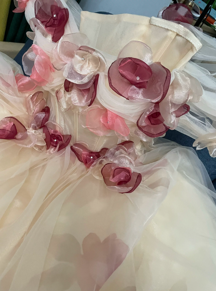 Jolie robe de bal en tulle à décolleté en cœur et longues couches rouges pour les robes de bal Sweet 16 C3210