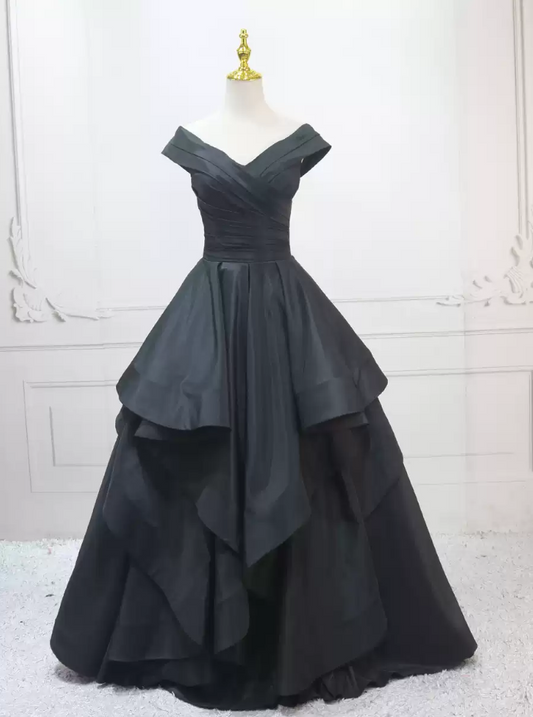 Retro Off-the-Shoulder Black Ball Gown Satin Ruffles Sweet 16 Dresses C8319