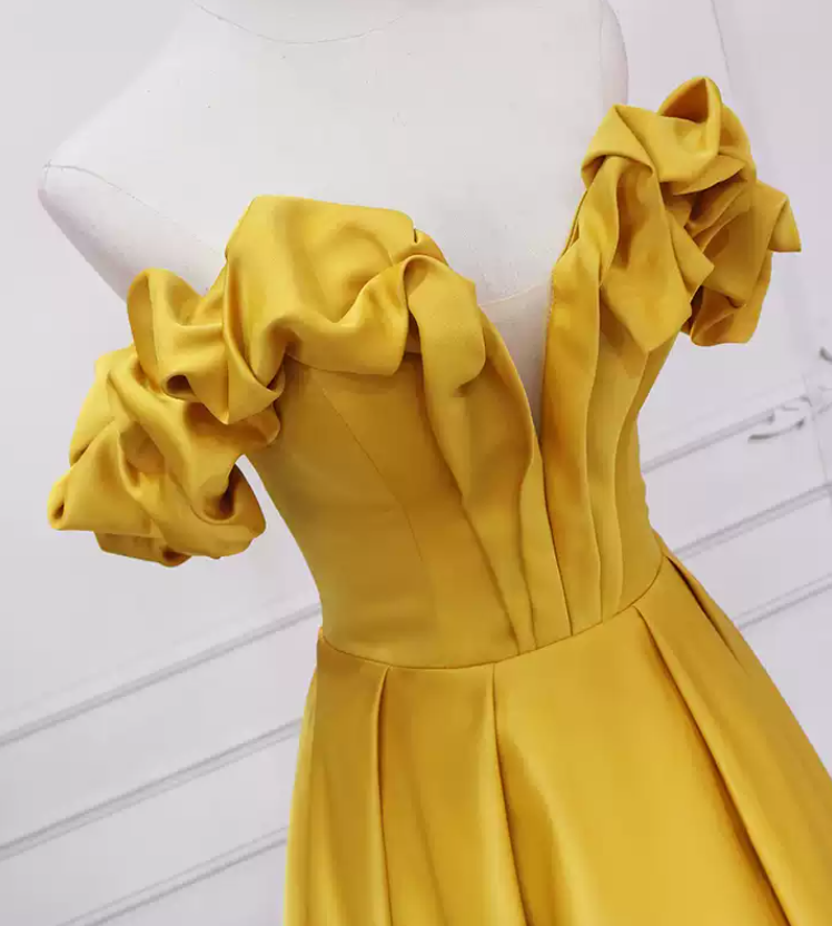 Jolie robe de bal en tulle à décolleté en cœur et longues couches rouges pour les robes de bal Sweet 16 C3210