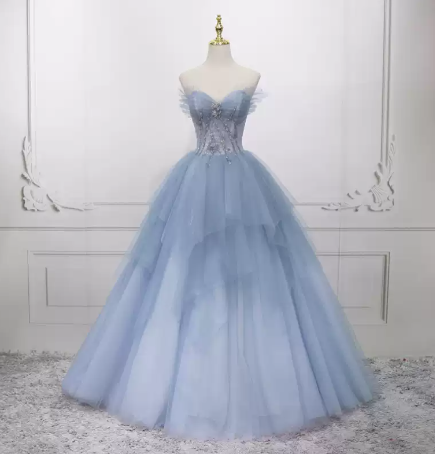 Jolie robe de bal en tulle à décolleté en cœur et longues couches rouges pour les robes de bal Sweet 16 C3210