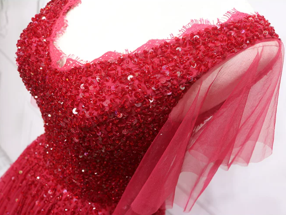 Jolie robe de bal en tulle à décolleté en cœur et longues couches rouges pour les robes de bal Sweet 16 C3210