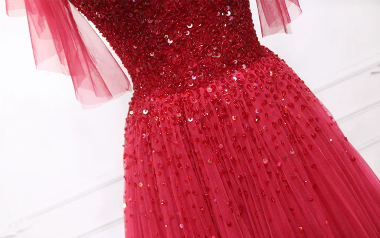 Jolie robe de bal en tulle à décolleté en cœur et longues couches rouges pour les robes de bal Sweet 16 C3210