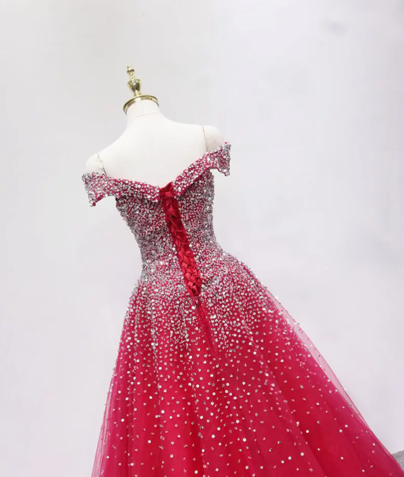 Jolie robe de bal en tulle à décolleté en cœur et longues couches rouges pour les robes de bal Sweet 16 C3210