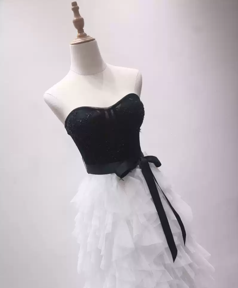 Unique Strapless Black & White Prom Dress Beading Tulle A-Line Evening Dress C8331