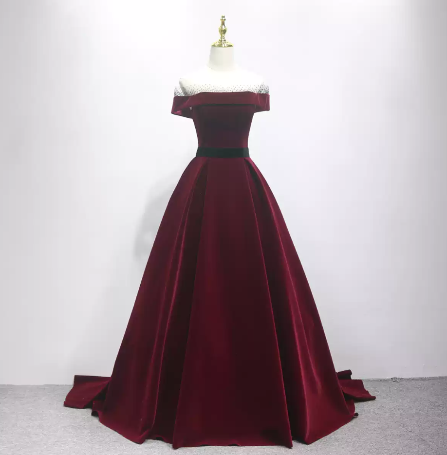 Jolie robe de bal en tulle à décolleté en cœur et longues couches rouges pour les robes de bal Sweet 16 C3210