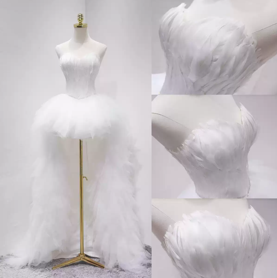 Romantic Strapless Wedding Dress Tulle Beads Feather Bridal Dress C8333