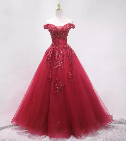 Luxurious Red Off-the-Shoulder Ball Gown Beaded Tulle Sweet 16 Dresses C8335