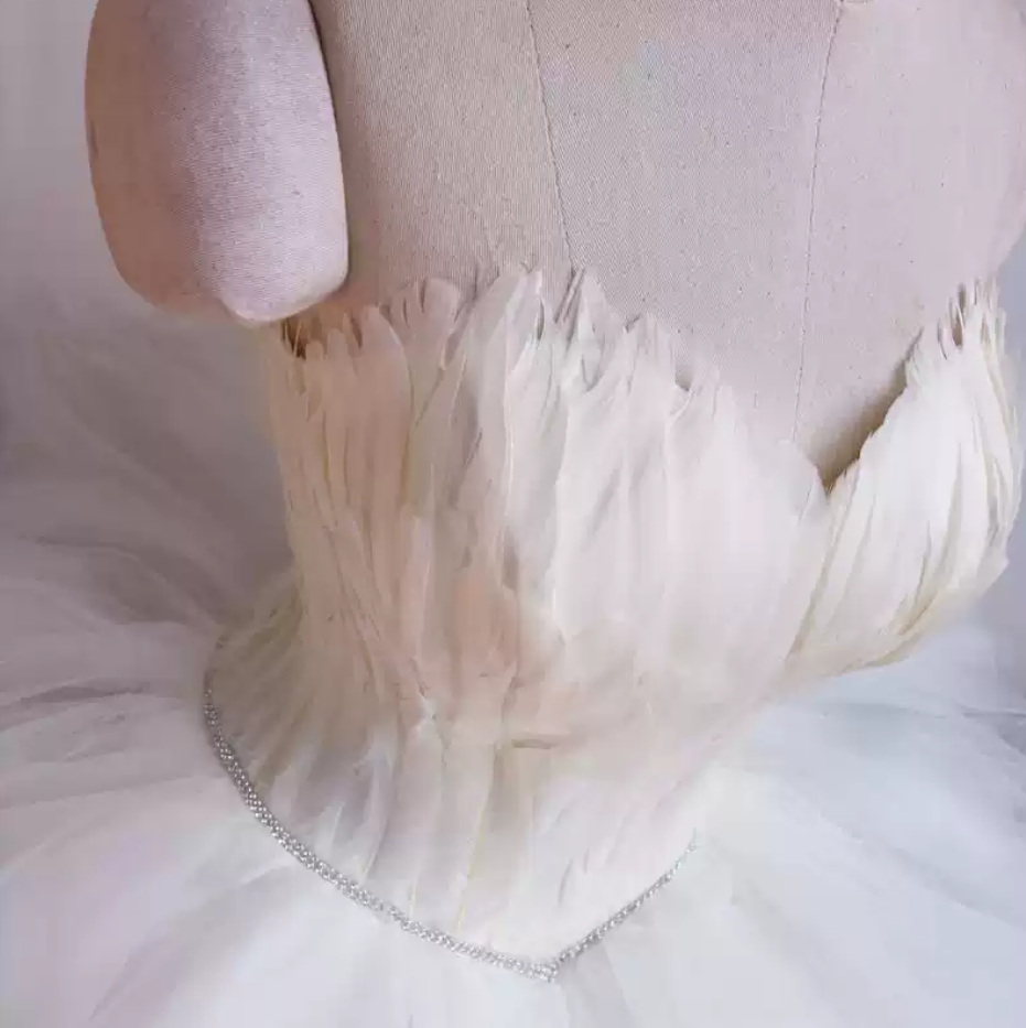 Mini robe de soirée en satin, sans bretelles, sans manches, ligne a, simple, C899