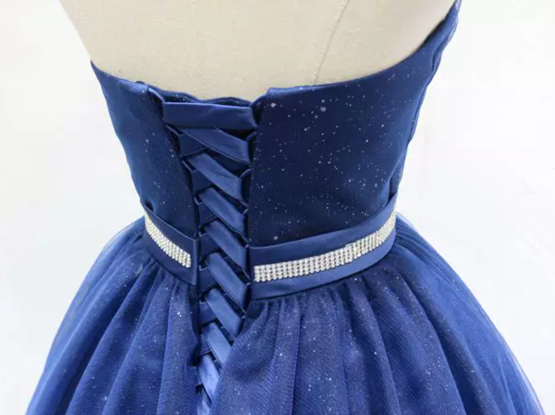 Mini robe de soirée en satin, sans bretelles, sans manches, ligne a, simple, C899