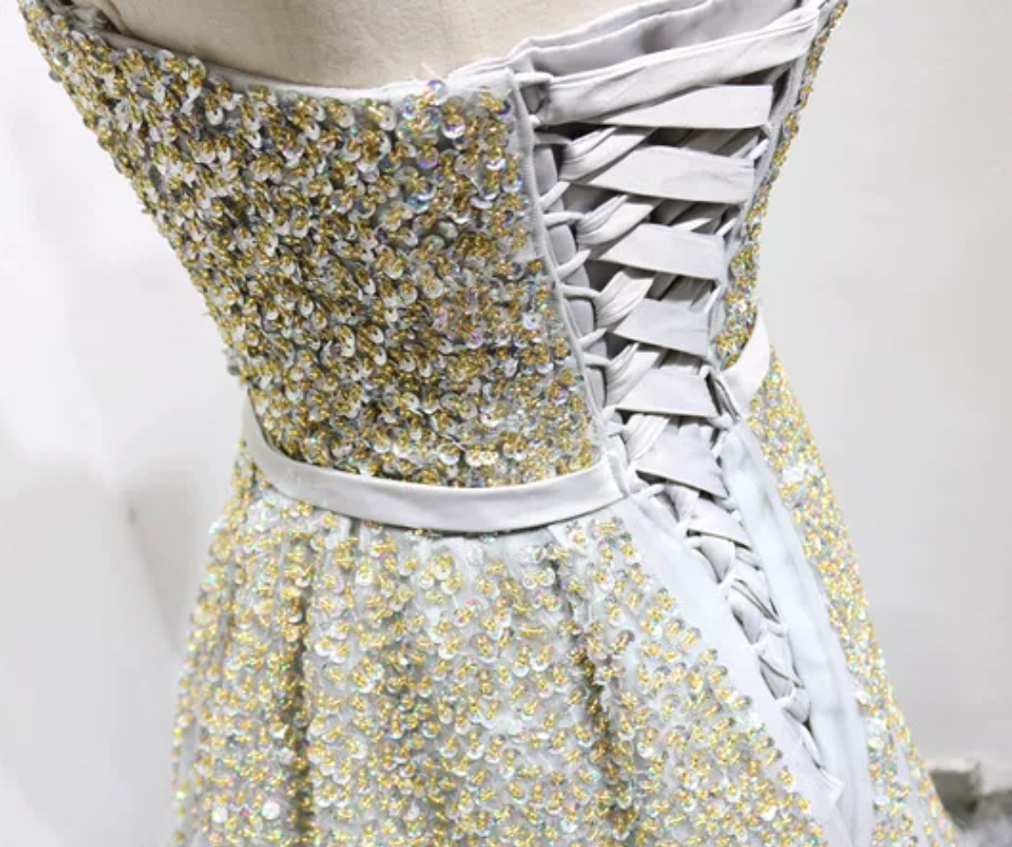 Jolie robe de bal en tulle à décolleté en cœur et longues couches rouges pour les robes de bal Sweet 16 C3210