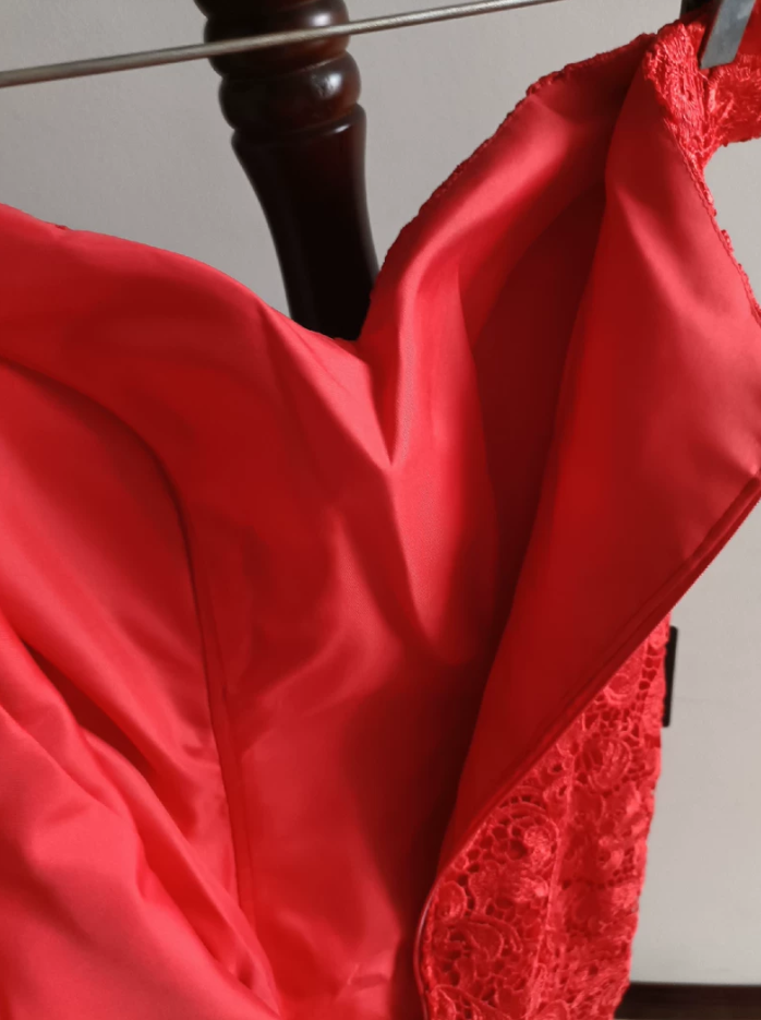 Charming Off-Shoulder Red Prom Dress Lace Sheath Formal Dress C8365
